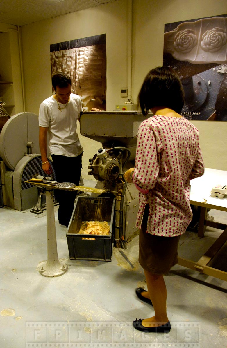 Working perfume making lab in Grasse