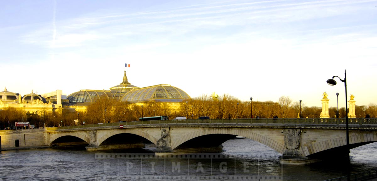 Pont des Invalides Bridge and Grand Palace