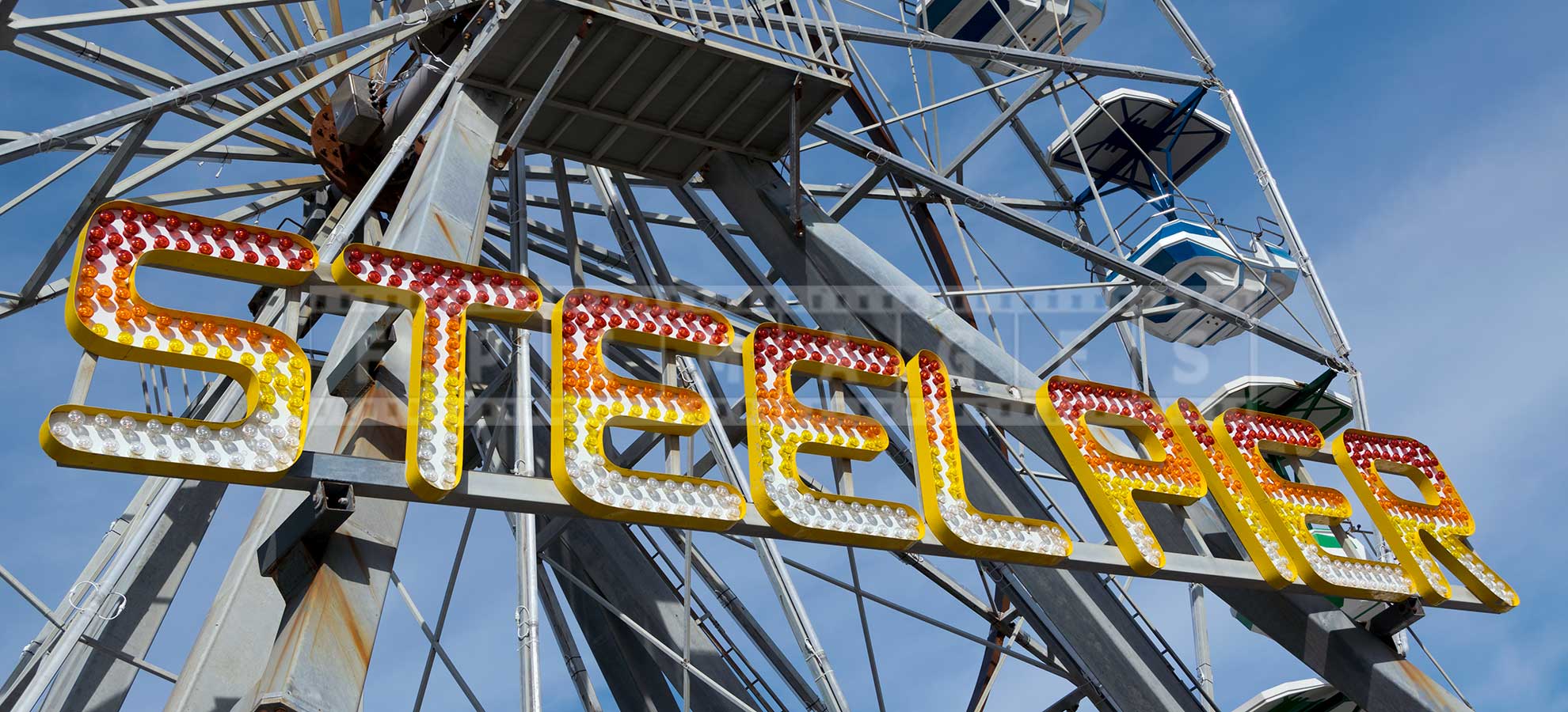 steel pier retro sign at the observation ferris wheel